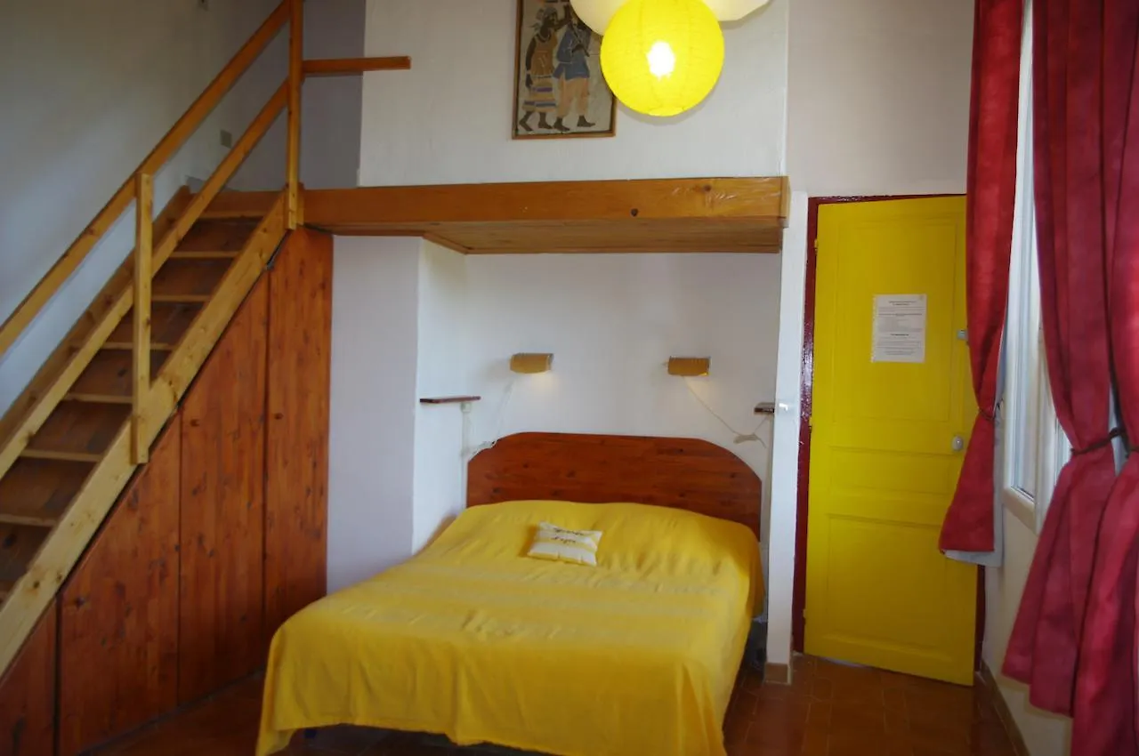 Chambres d'Hotes La Grange au Negre Alba-la-Romaine Couette-café
