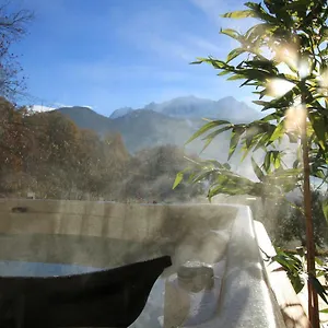 Les Hauts De Savoie Couette-café