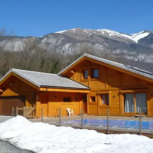 Bed & Breakfast Aux 3 Biches, Mieussy